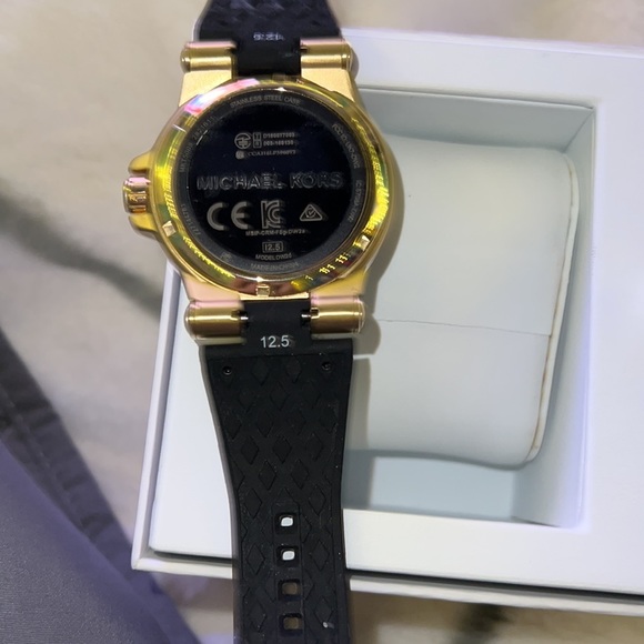 Michael Kors smartwatch. Charger, box, and books included. - Picture 2 of 3